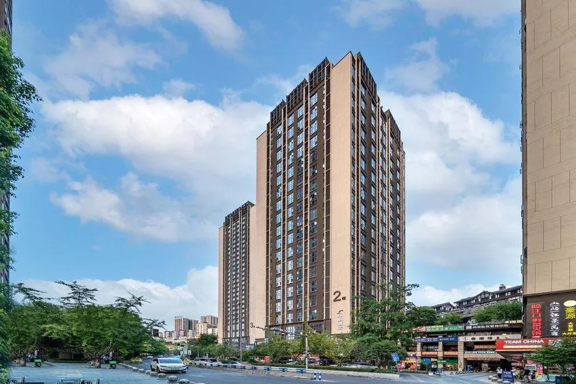 Lin Feng Hotel - Image 1