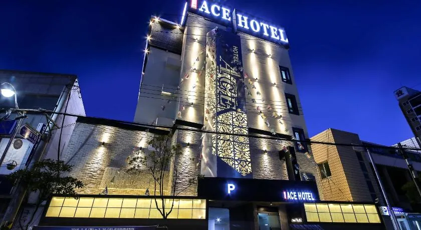 Ace Hotel - Image 1