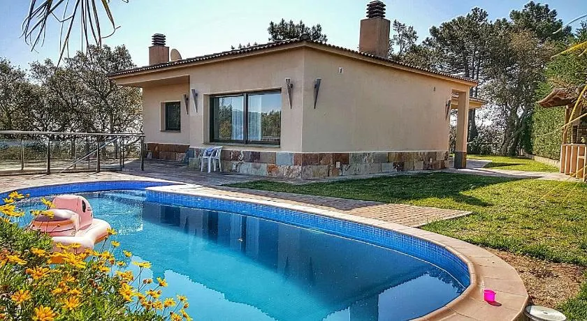 Villa Roselles - Image 1