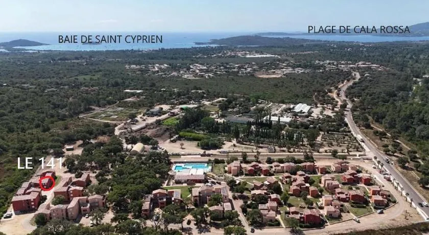 Joli T2 climatisé au calme à 10 mm de Porto-Vecchio dans une résidence de tourisme - Image 1