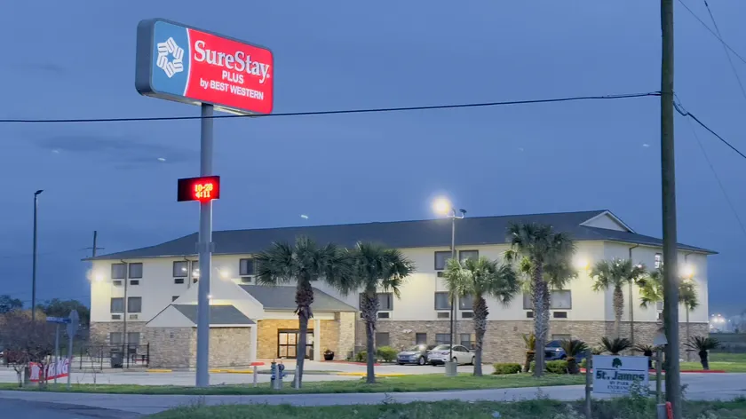 SureStay Plus by Best Western St. James Donaldsonville - Image 1