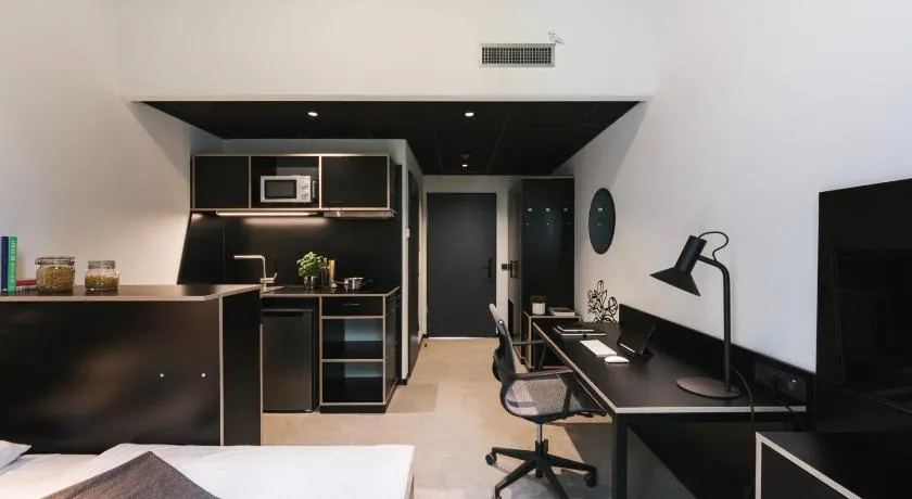 MoLiving - Design Hotel & Apartments Düsseldorf-Neuss - Image 1