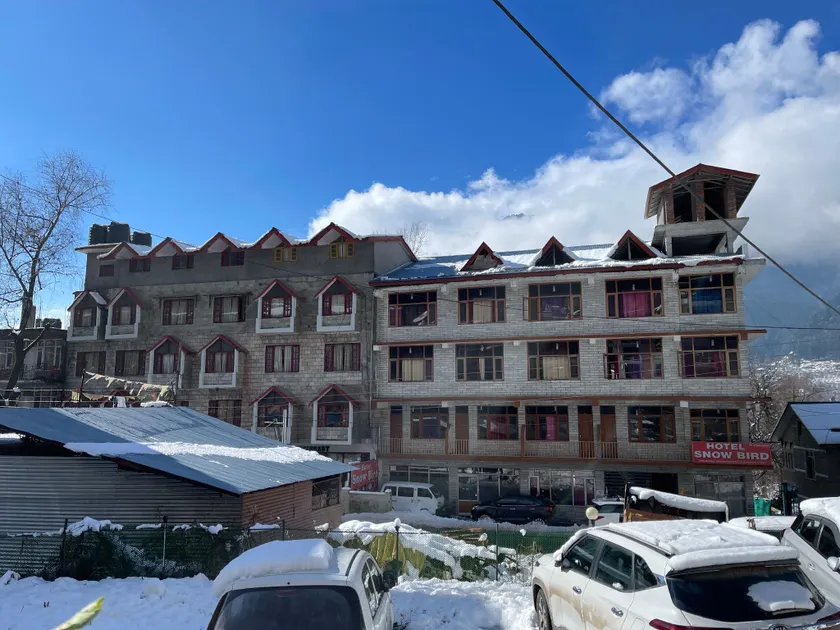 Hotel Snow Bird - Image 1