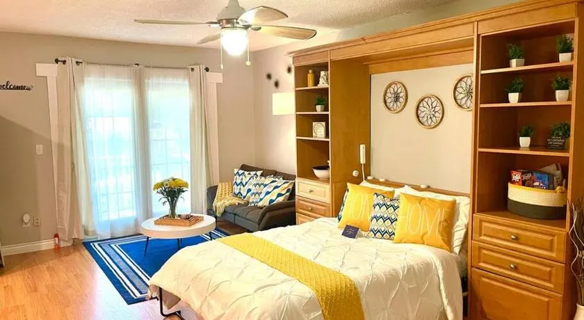 Town and Country Getaway 3BR 3BA, 20 min FAMU FSU - Image 1