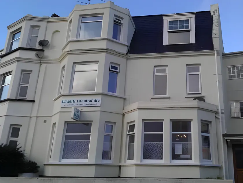 Ash Hotel B&B - Image 1