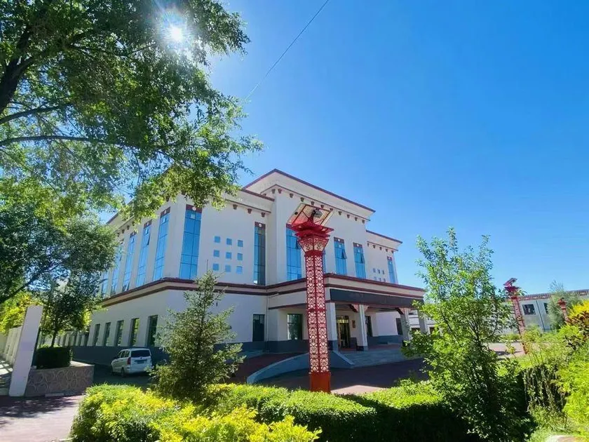 Hainan Hotel - Image 1