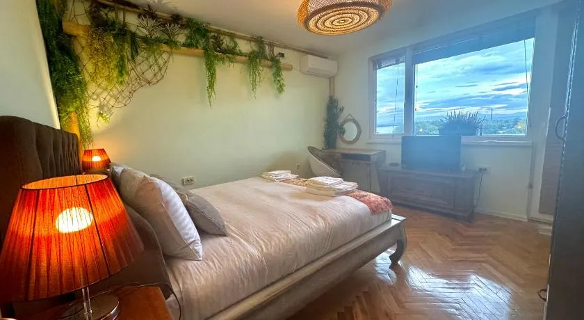 Bamboo tree Apartment - Image 1