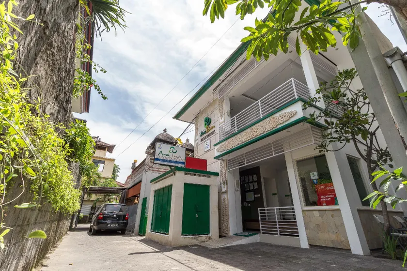 Ara Inn Bed And Breakfast - Image 1