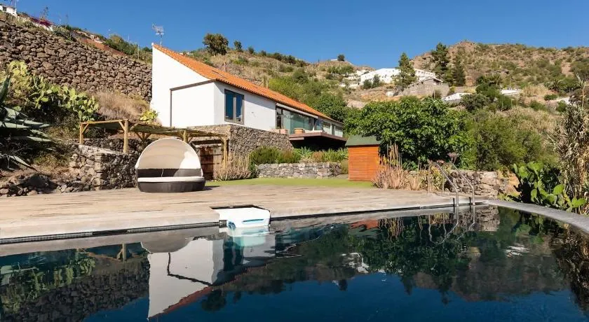 Finca en el Corazón de la Isla - Image 1