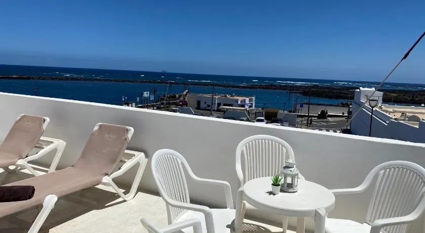 Mirador Del Muelle House - Image 1