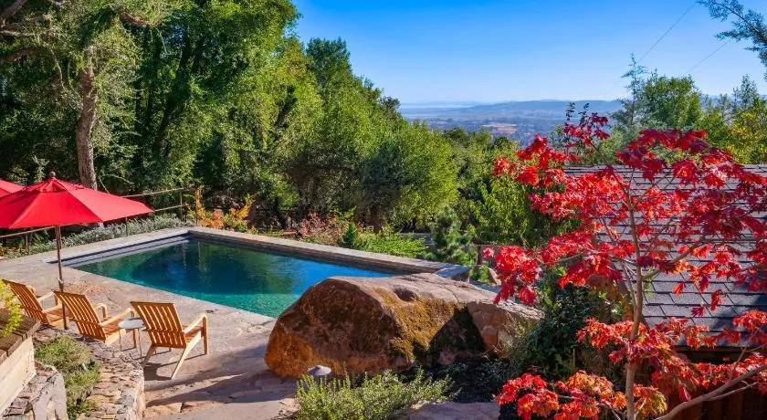 Inn Wine Country - Summers House - Image 1