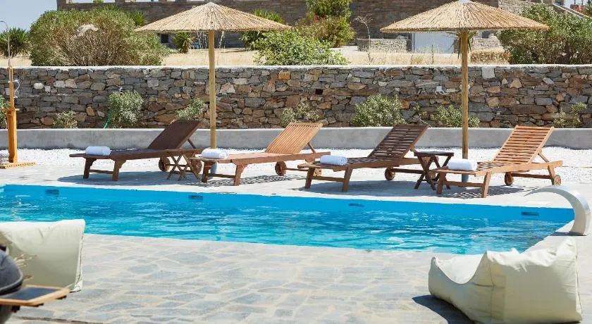 Punda Villas Paros - Image 1
