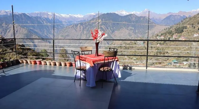 hotel trehans - Image 1