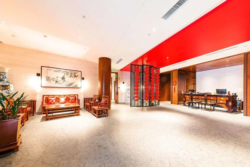 Succeed Hotel - Image 1