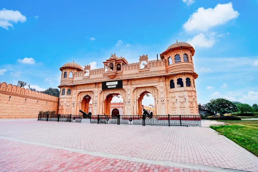 Super OYO Palette Hotel and Resort LBS International Airport Formerly Banaras Kila - Image 1