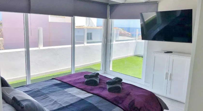 Ático Dio Vista tipo Dúplex con terraza soleada - Image 1