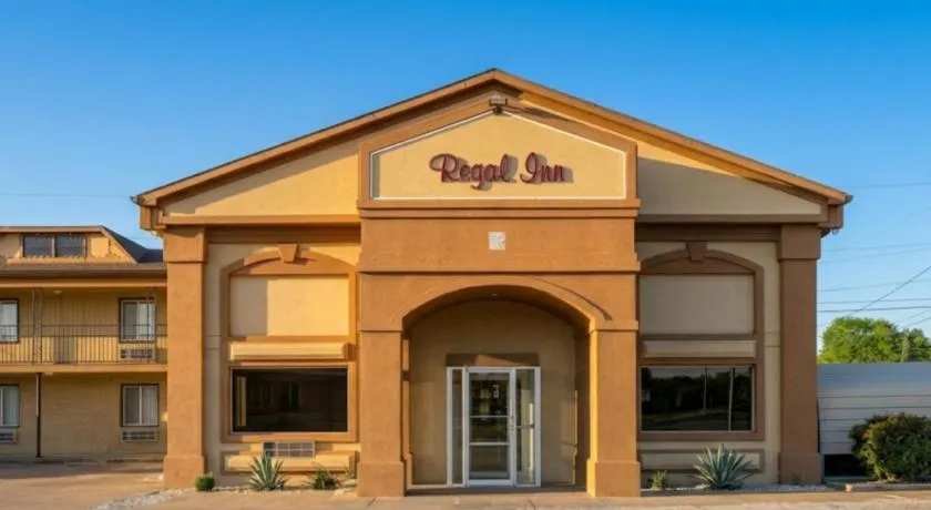 Regal Inn Coffeyville KS US 169 - Image 1