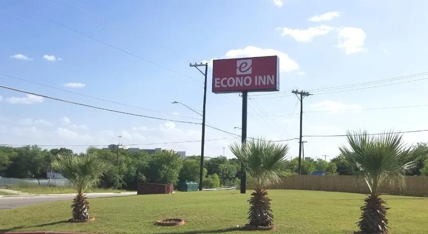 Econo Inn Lackland AFB-Seaworld San Antonio - Image 1