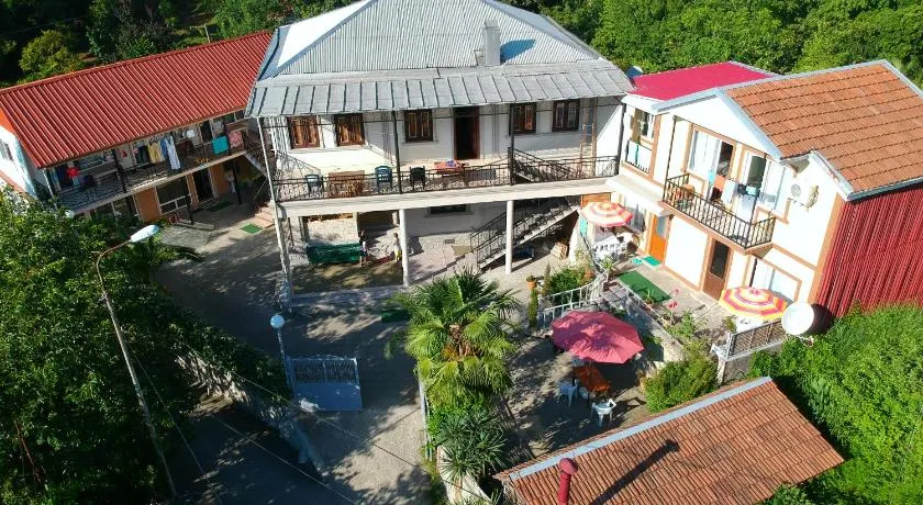 Guest House Nino - Image 1