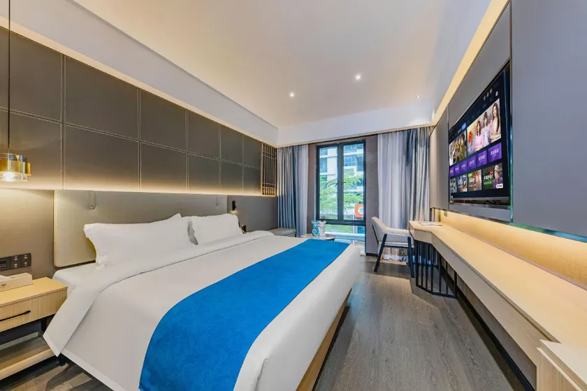 Pullman Hotel (Guangming No. 1 Branch) - Image 1