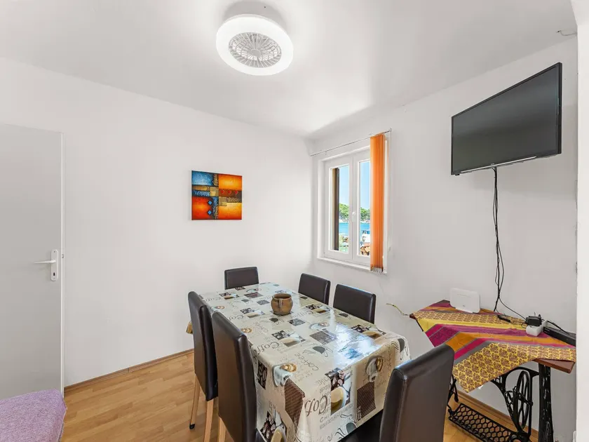 Three-room apartment with view - Image 1
