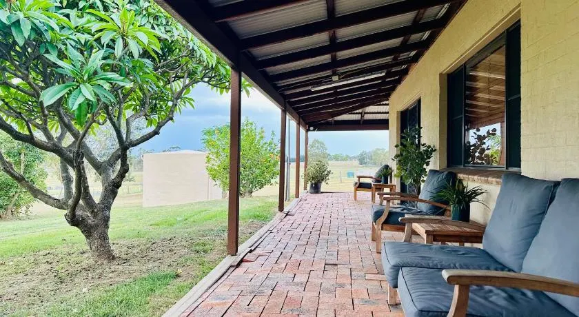 Hunter Valley 2 x Homes Pets Heated Pool - Image 1