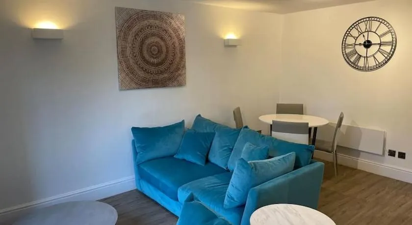 Gardenside, free private parking included, Bowness - Image 1
