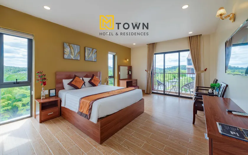 Luxy Park Hotel & Apartments - MTown - Image 1