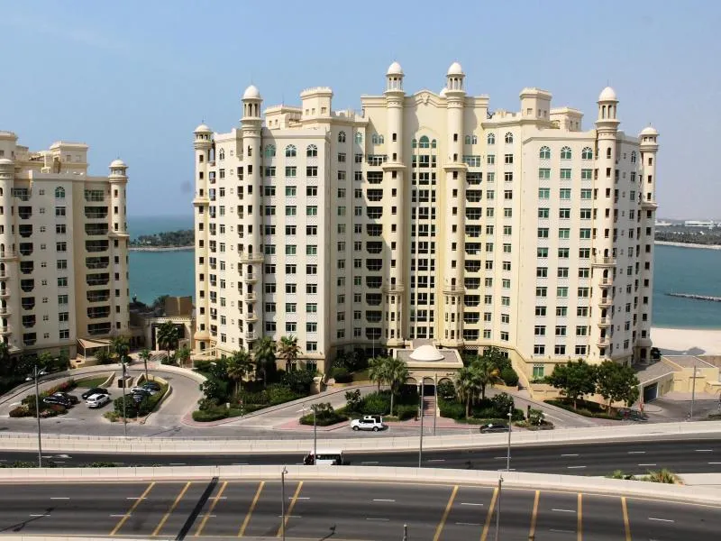Royal Club By RVHR, Palm Jumeirah - Image 1