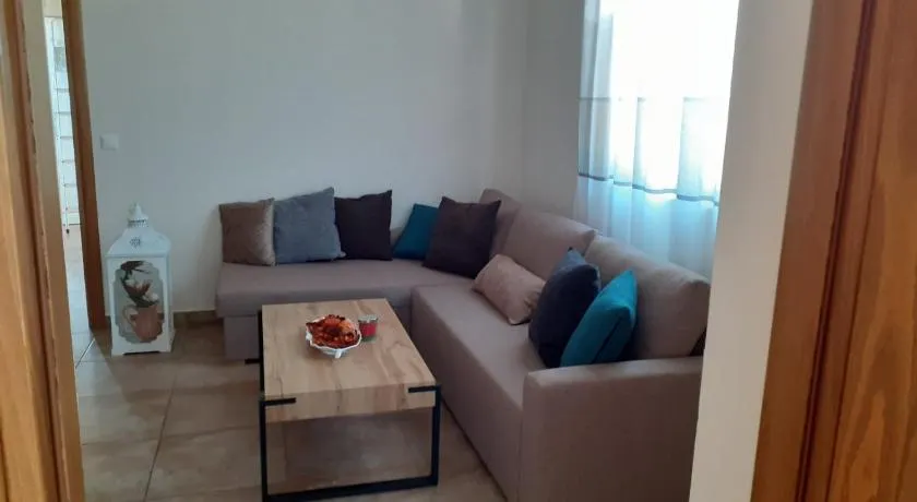 ILIANA.APARTMENTS - Image 1