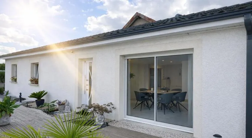 Maison avec piscine - Image 1