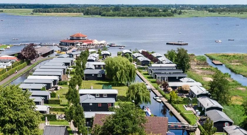 Chaletpark Kroondomein Giethoorn - Image 1