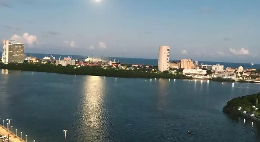 Viva o Recife do alto a vista mais poética da cidade espera por voce na iconica Rua da Aurora - Image 1