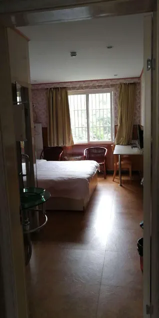 Huating Hotel - Image 1