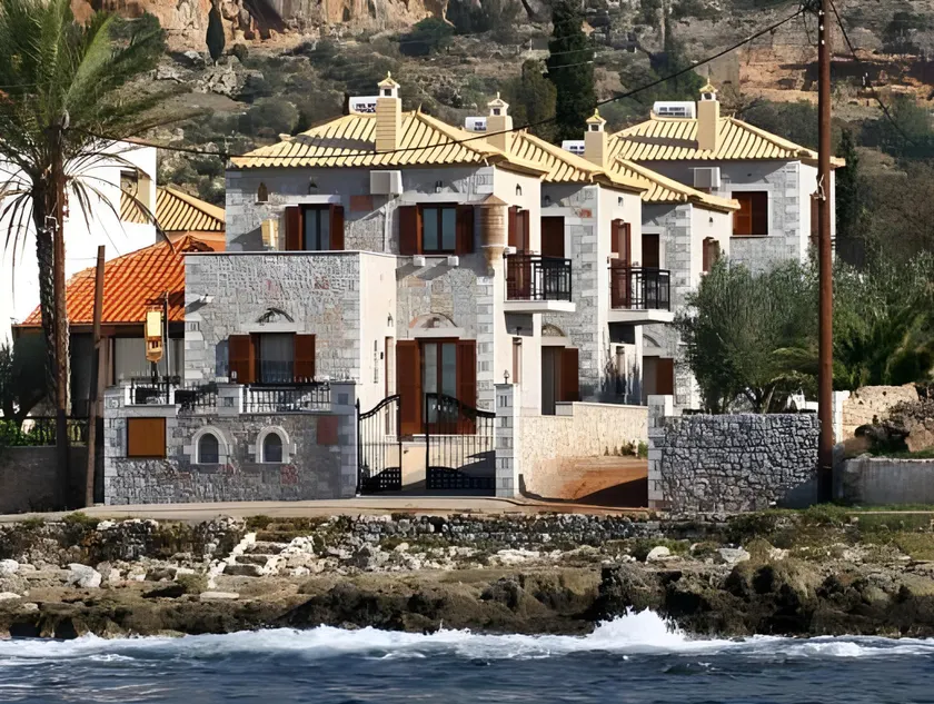 Pleiades seaside residences in Mani - Image 1