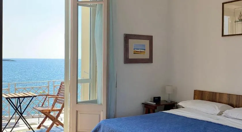 Mare Blu - Image 1