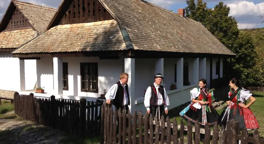 Hollóköves Vendégházak - Image 1