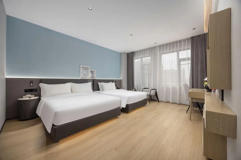 Country Inn & Suites by Radisson (Universal Beijing Resort Tuqiao Subway Station Branch) - Image 1