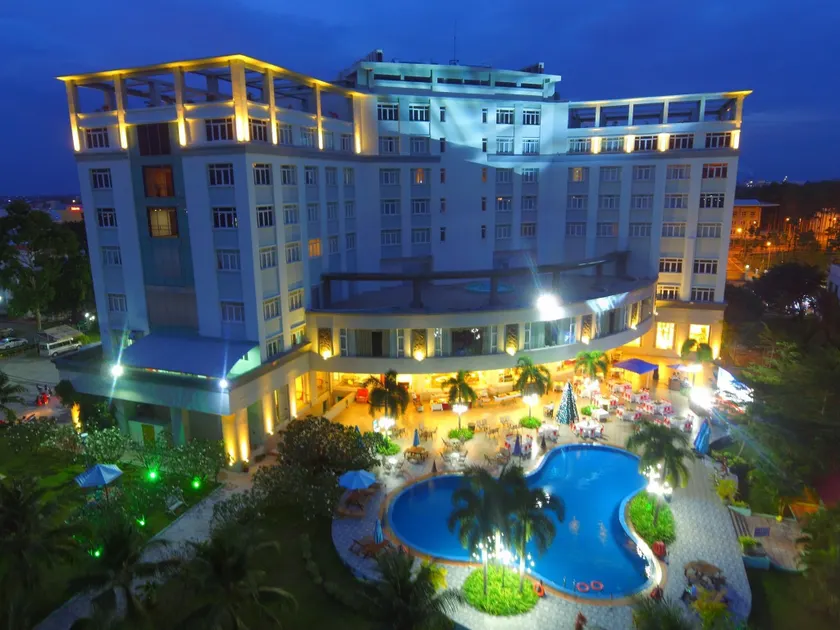 Sai Gon Rach Gia Hotel - Image 1