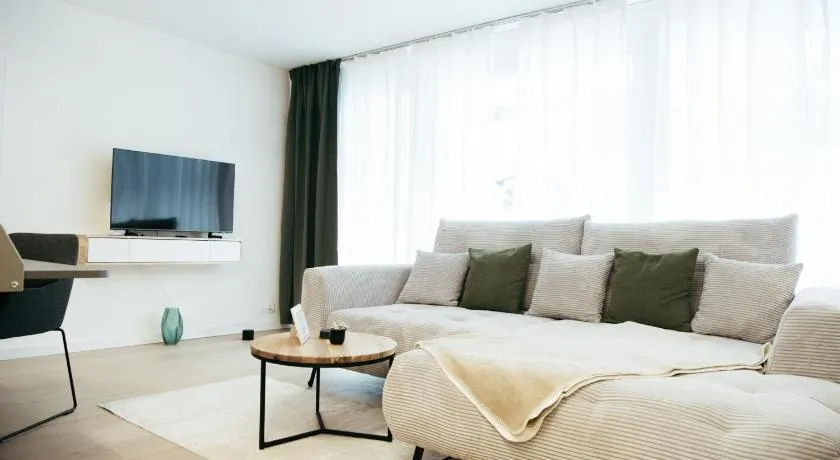 Feel Home Apartments 301-Seesicht-Bergsicht-Parken - Image 1