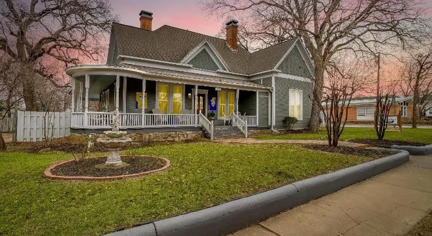 The Gallery House Boutique Hotel - Image 1