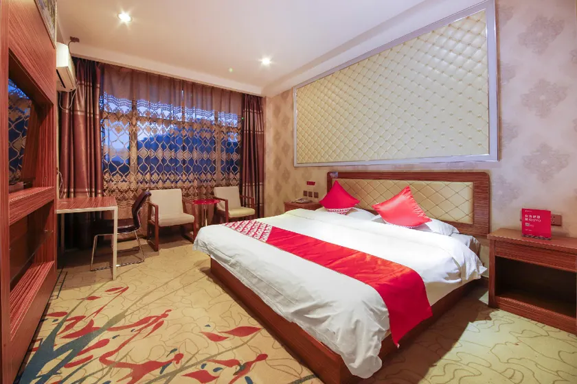 OYO Huile Hotel - Image 1