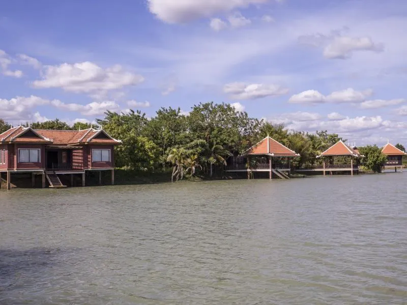 Romduol Island Chalet - Image 1