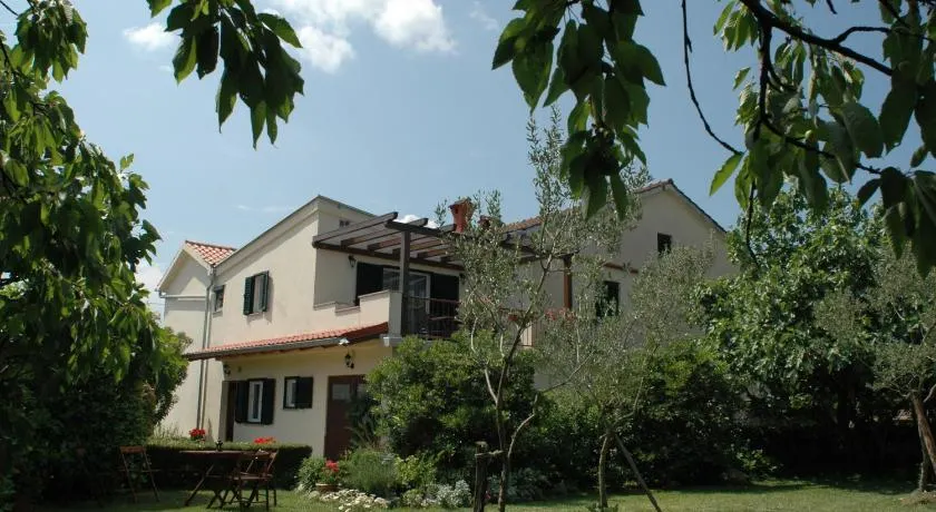 House Villa Mare - Image 1