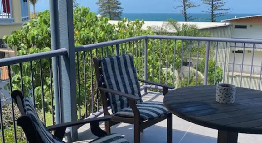 Alstan 3 Bedroom Beach House - Image 1