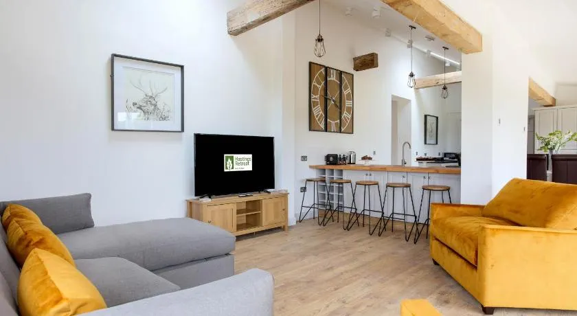Hastings Retreat Rural barn conversions with Private Lake - Image 1