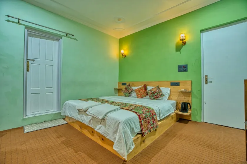 Anjeer villa - Image 1