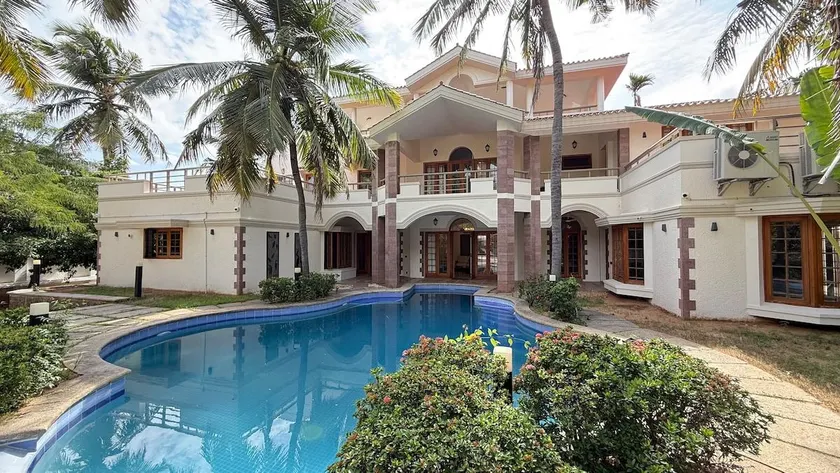 Wilson Guest House - Image 1
