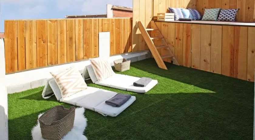 Fridays Flats Onix House - Image 1