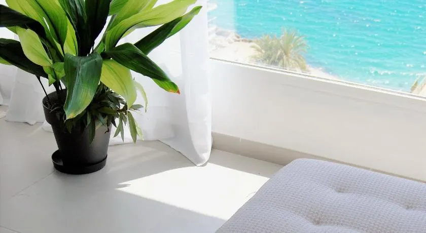 Apartamento con vistas al mar - Image 1